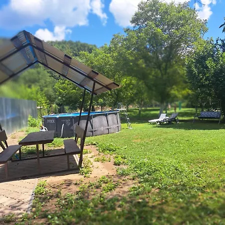 Solomiia Guest house Solochin